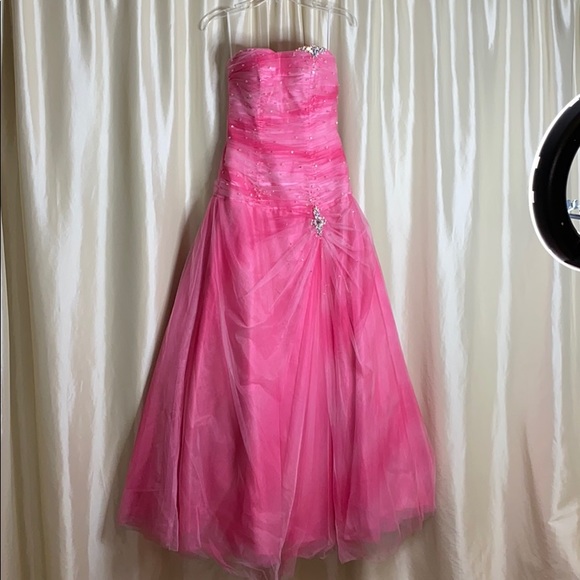 GORGEOUS SWEET 16/ QUINCEÑERA DRESS !